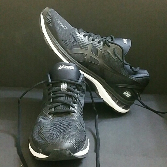 asics gel nimbus 20 mens size 13
